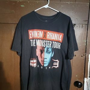 Rihanna X Eminem The Monster Tour shirt sz
